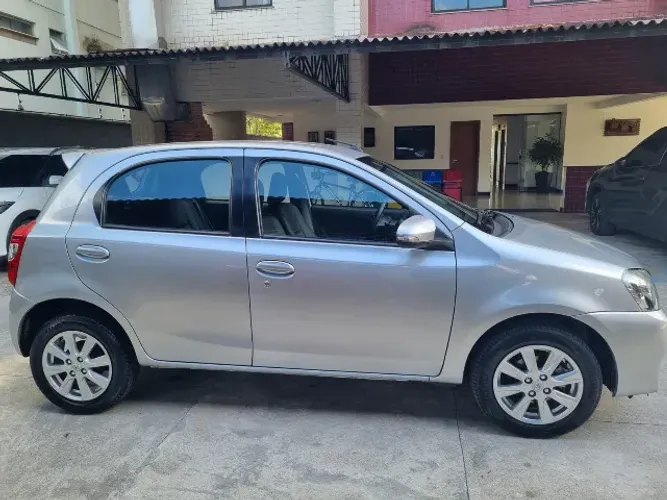 Toyota Etios XLS 1.5 Flex 5P Aut. 2017