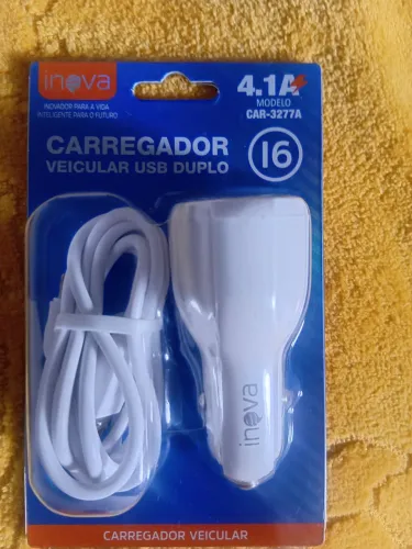 Carregador veicular USB duplo