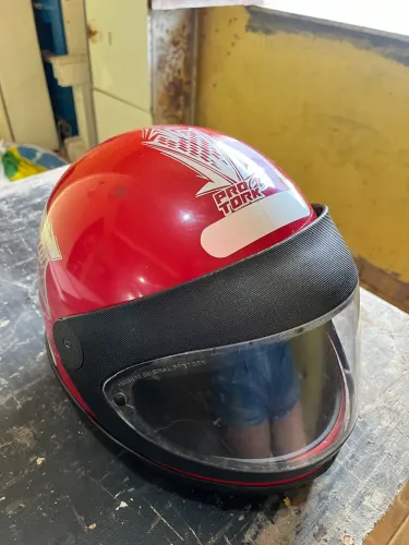 Capacete