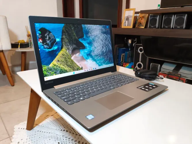 Notebook Lenovo Intel core i5 8gen, 8GB RAM, SSD 240GB + 1TB HD, Tela de 15,6"