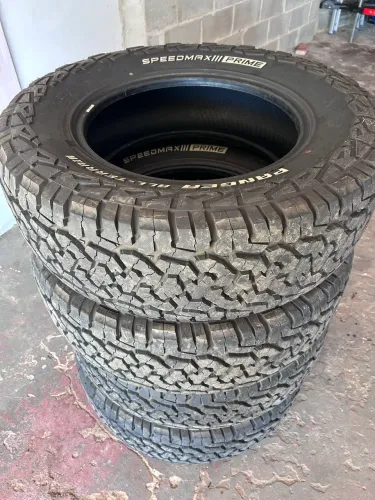 Vendo 4 pneus
