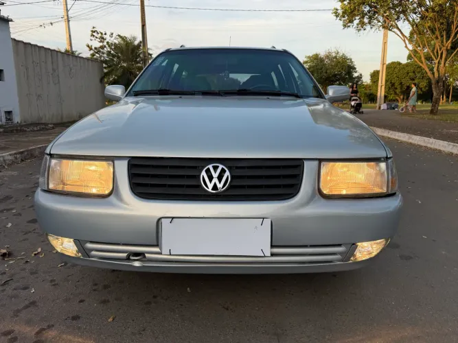 Volkswagen Quantum 2.0 MI (álcool) 2001