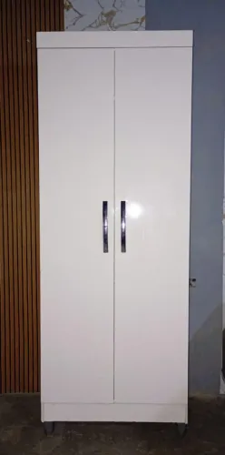 Armário multiuso branco