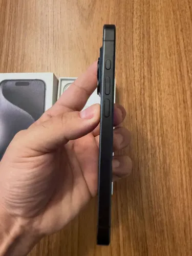 iPhone 15 pro 256