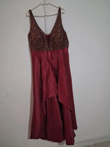 Vestido vermelho para festas