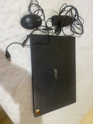 Vendo notebook acer novo