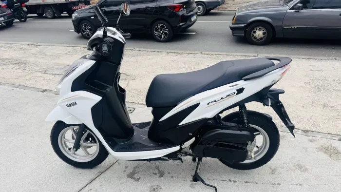 Yamaha Fluo 125 Connected (híbrido) 2026