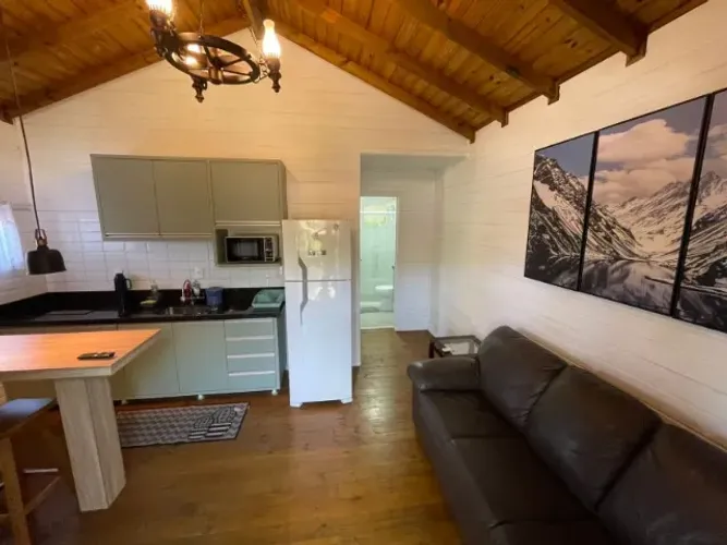 Apartamento locação para 1 ou 4 pessoas-Campeche apenas 400 metros da praia