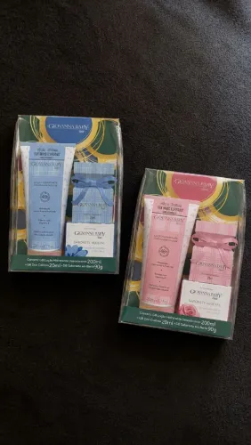 Kit Giovana baby. Colonia 200ml + loção 200ml + sabonete em barra 90g