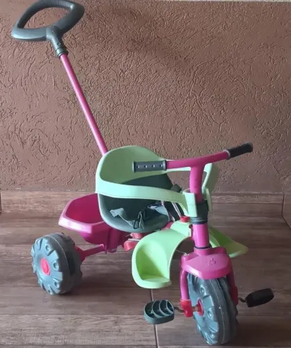Carrinho infantil, velotrol para criança