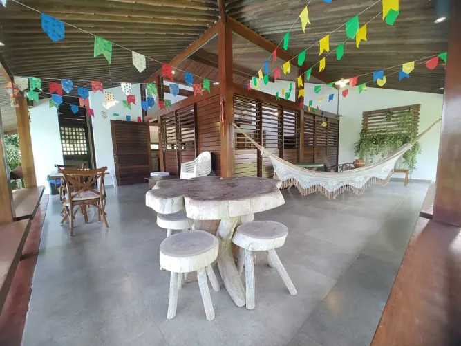 Casa em condomínio de alto padrão!!!