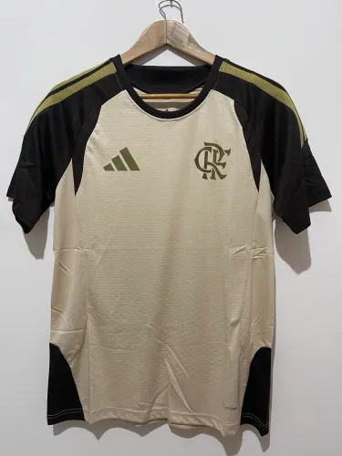 Camisa treino Flamengo 26/27 bege e marrom