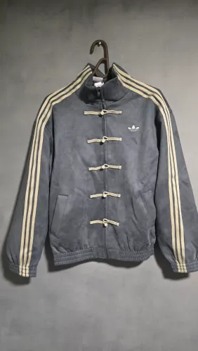 Jaqueta adidas Tang New Year Cinza