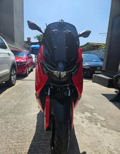 Yamaha NMAX 160 Connected - Acessórios.