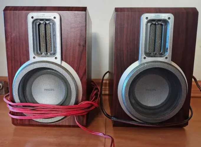 Par de caixinhas acústicas Philips