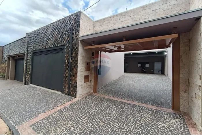 Casa Nova Para Locação No Bairro Lagoa Azul l Em Ituiutaba-MG.