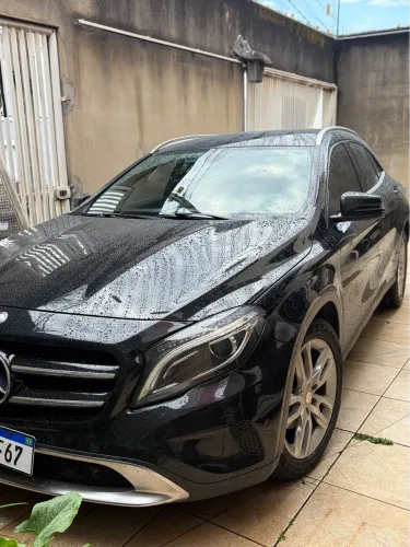 Mercedes-Benz GLA 200 Adv. 1.6/1.6 TB 16V Flex Aut. 2015