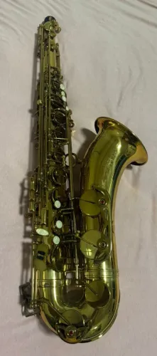SAX TENOR PRINCE "OFERTA" semi-novo, acompanha caixa de acrílico, 2 boquilhas e palheta