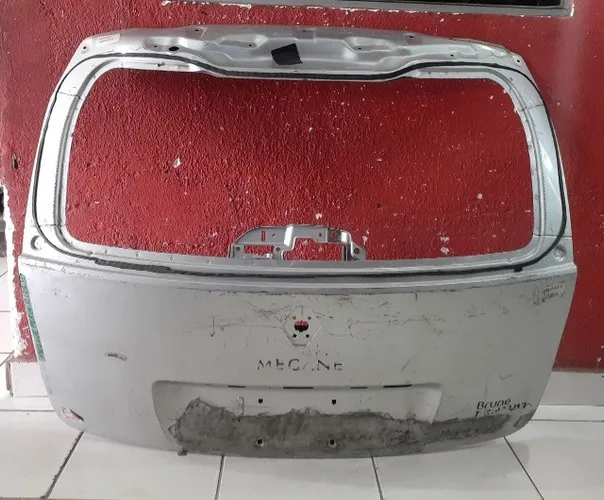 Tampa traseira Megane Gran Tur 