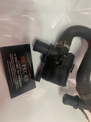 Bomba de água auxiliar do Jetta TSI! SR Peças usadas!