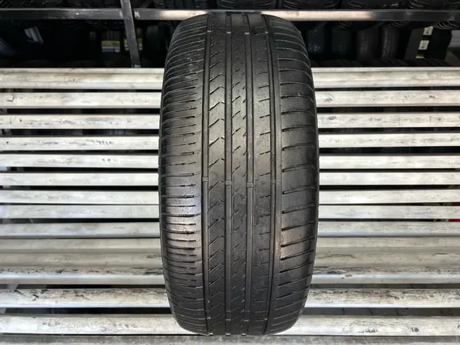 Pneu 225/45/18 Winrun R330 R$350,00 / Pneu 225/45R18