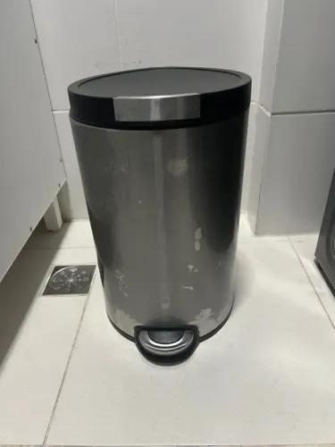 Lixeira de inox