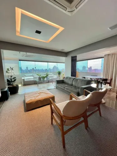 Porteira fechada, 289m², 3 suítes 4vgs Ed. Antônio Lemos.