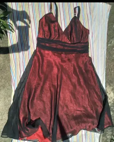 Vendo Vestido tamanho M Festa