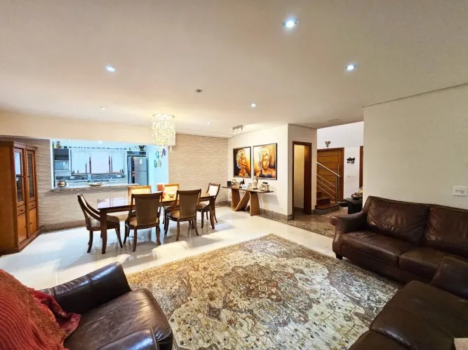 Casa em Condomínio à venda, 4 quartos, 4 suítes, 4 vagas, Residencial Ilha de Bali - Limei