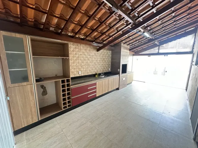 Vendo Ótima Casa com 4 quartos no Iporanga