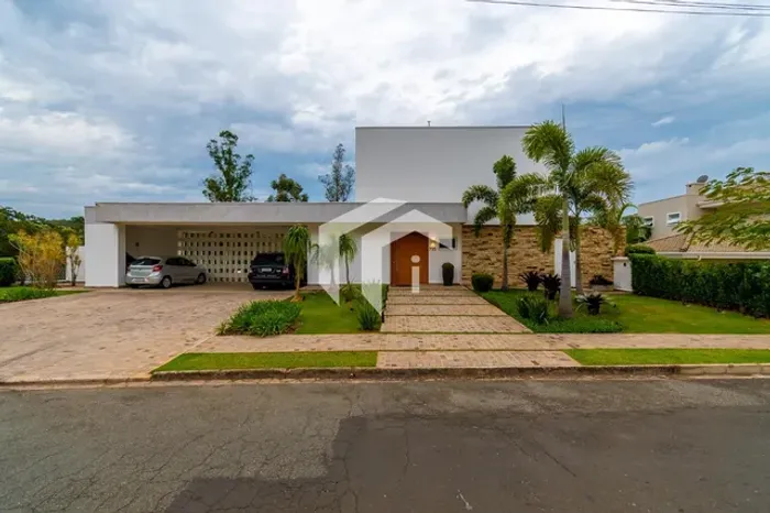 CASA À VENDA EM CONDOMÍNIO FECHADO COM 4 SUÍTES EM SOUSAS, CCAMPINAS/SP.