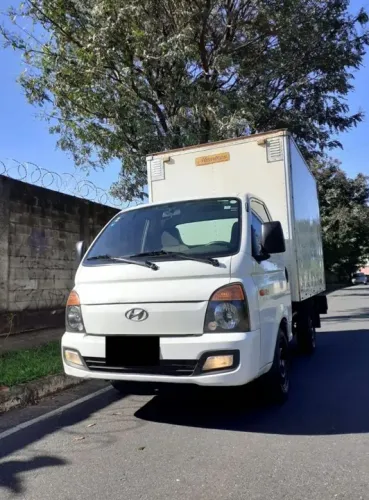Hyundai Hr Baú Seco