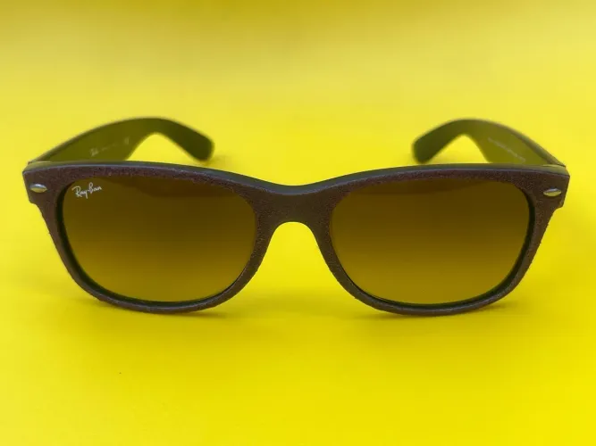 Óculos Ray-Ban New Wayfarer 6240/85