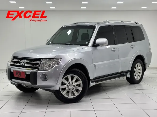 Mitsubishi Pajero HPE Full 3.2 4X4 T.i.dies. 5P AUT 2010