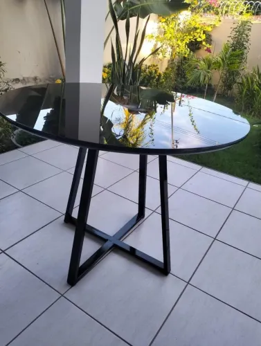 Mesa de Jantar redonda (feito sob encomenda)