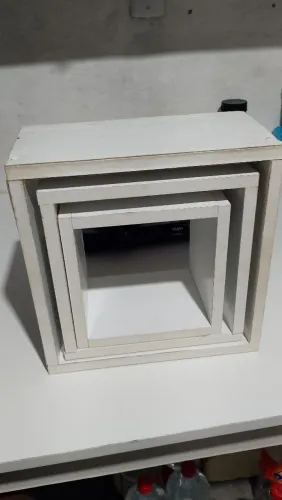 Conjunto de nichos quadrados brancos