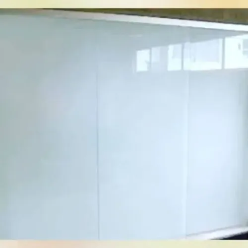 Película branco leitoso