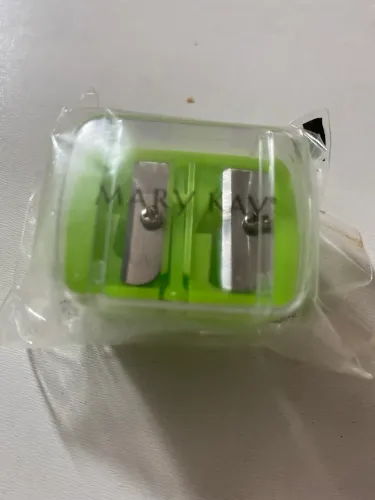 Apontador de lápis de maquiagem fino e grosso Mary Kay