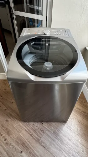 Lava roupas Brastemp Ative 11kg