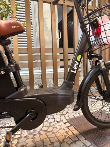 Lev bicicleta elétrica seminova bike usada lev