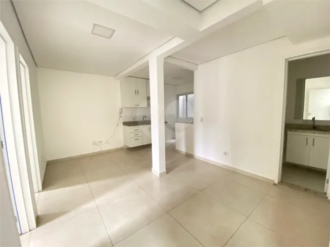 Apartamento com 2 quartos para locação em Vila Mazzei - SP