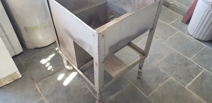 Cai com de Aço Inox