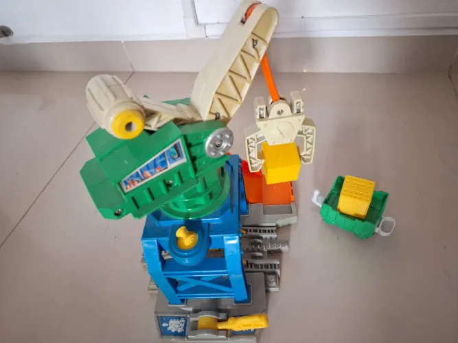Guindaste Infantil Fisher-Price da ferrovia Geotrax 