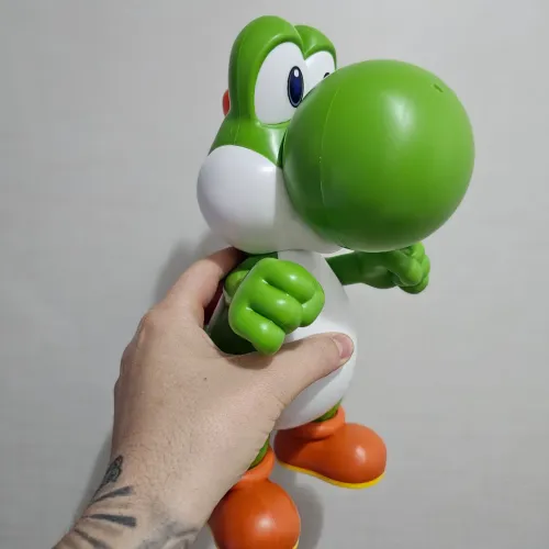 Figura Yoshi Nintendo Taito 30cm (Envio OLX Pay)