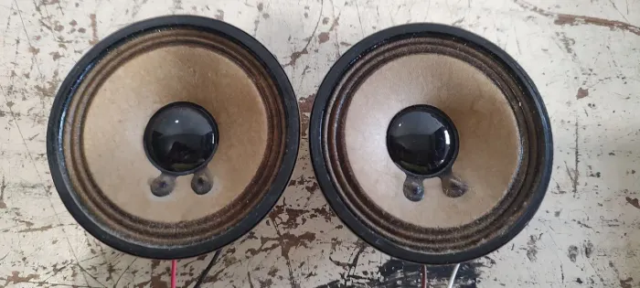 Par auto falante pra rádio vintege 3 polegadas 6-ohms 3 whats veja