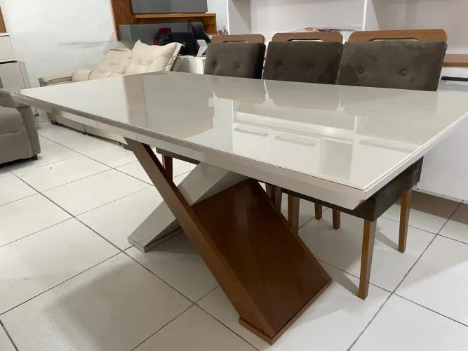 Mesa de Jantar 6 lugares tampo de vídeo novo 