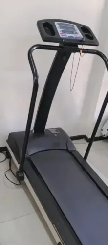 Vendo Esteira Athetic Advanced 2 - 220 V - retirada no local