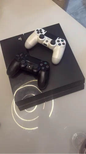 Play Station 4 Slim 500GB