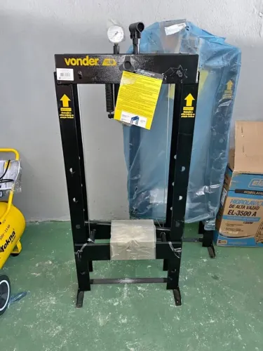 Prensa Hidráulica 15 Toneladas Profissional - Vonder (Novo)