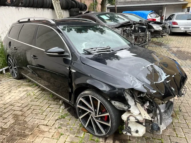 Sucata Passat Variante 2.0 2015